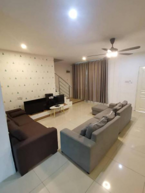 Ting Bintulu Homestay